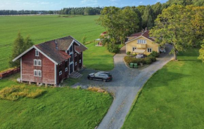 4 Bedroom Awesome Home In Jönköping